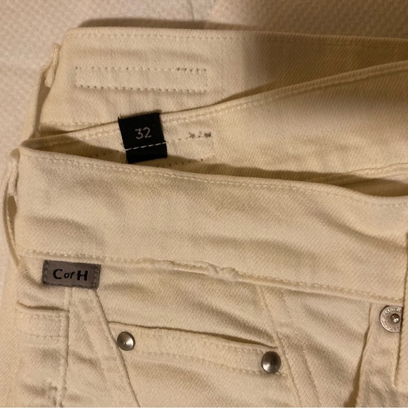 Citizens of Humanity Rocket Crop Highrise Skinny | Size 32 | Cream | Distressed - Picture 2 of 11